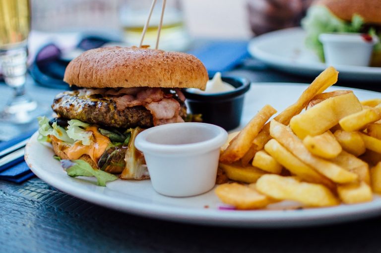 6 Cross-Selling and Upselling Tactics that Work