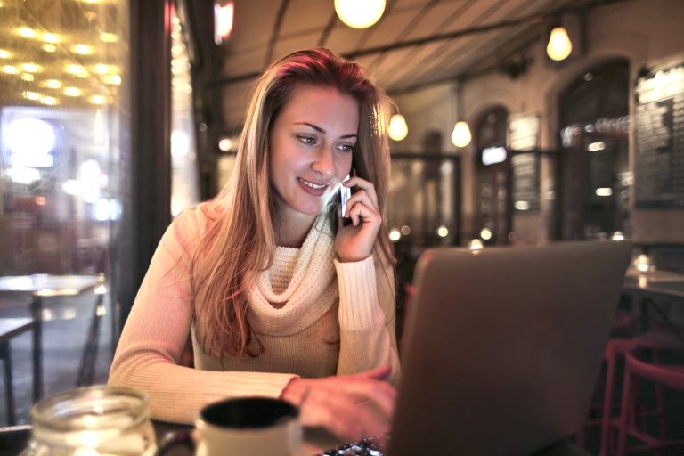 Live Customer Service: The Marriage of Tech and Humanity