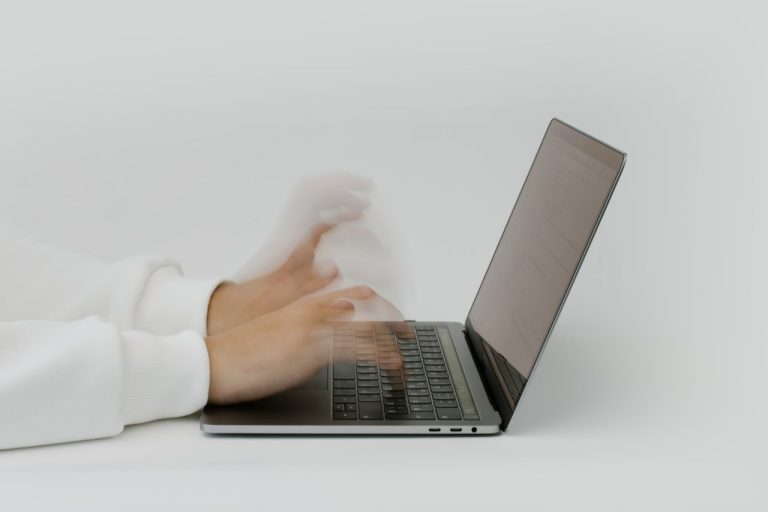 Guest Post: Build Customer Loyalty with Personalized Emails
